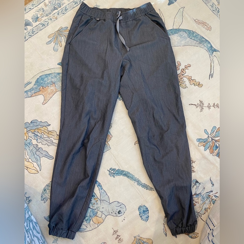 FIGS Zamora Jogger Scrub Pants Gray Small